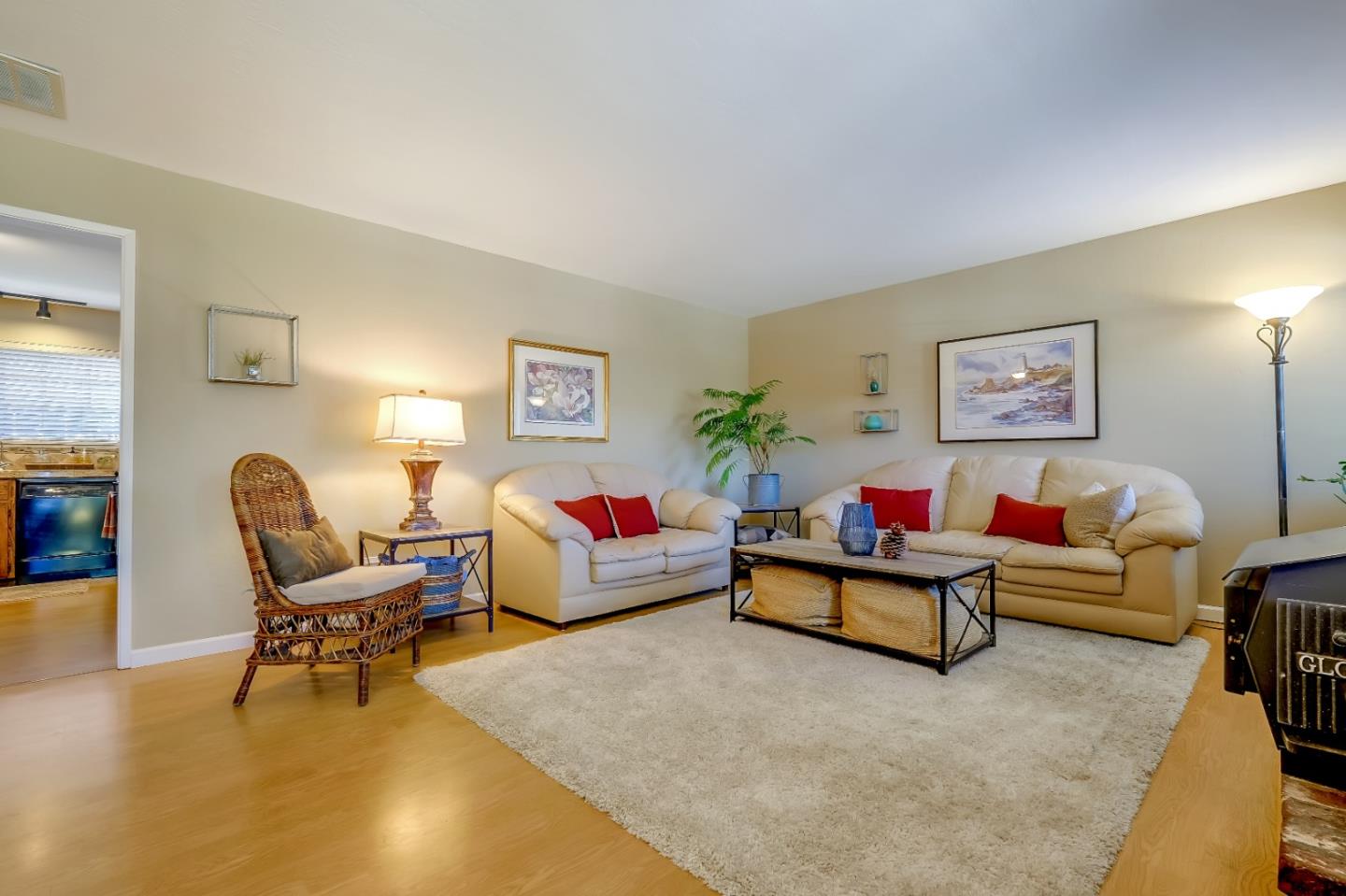 Detail Gallery Image 1 of 1 For 94 Dolores Ave, Watsonville,  CA 95076 - 3 Beds | 2 Baths