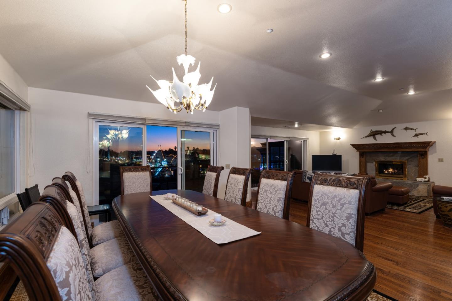 Detail Gallery Image 36 of 36 For 1148 E Cliff Dr, Santa Cruz,  CA 95062 - – Beds | – Baths