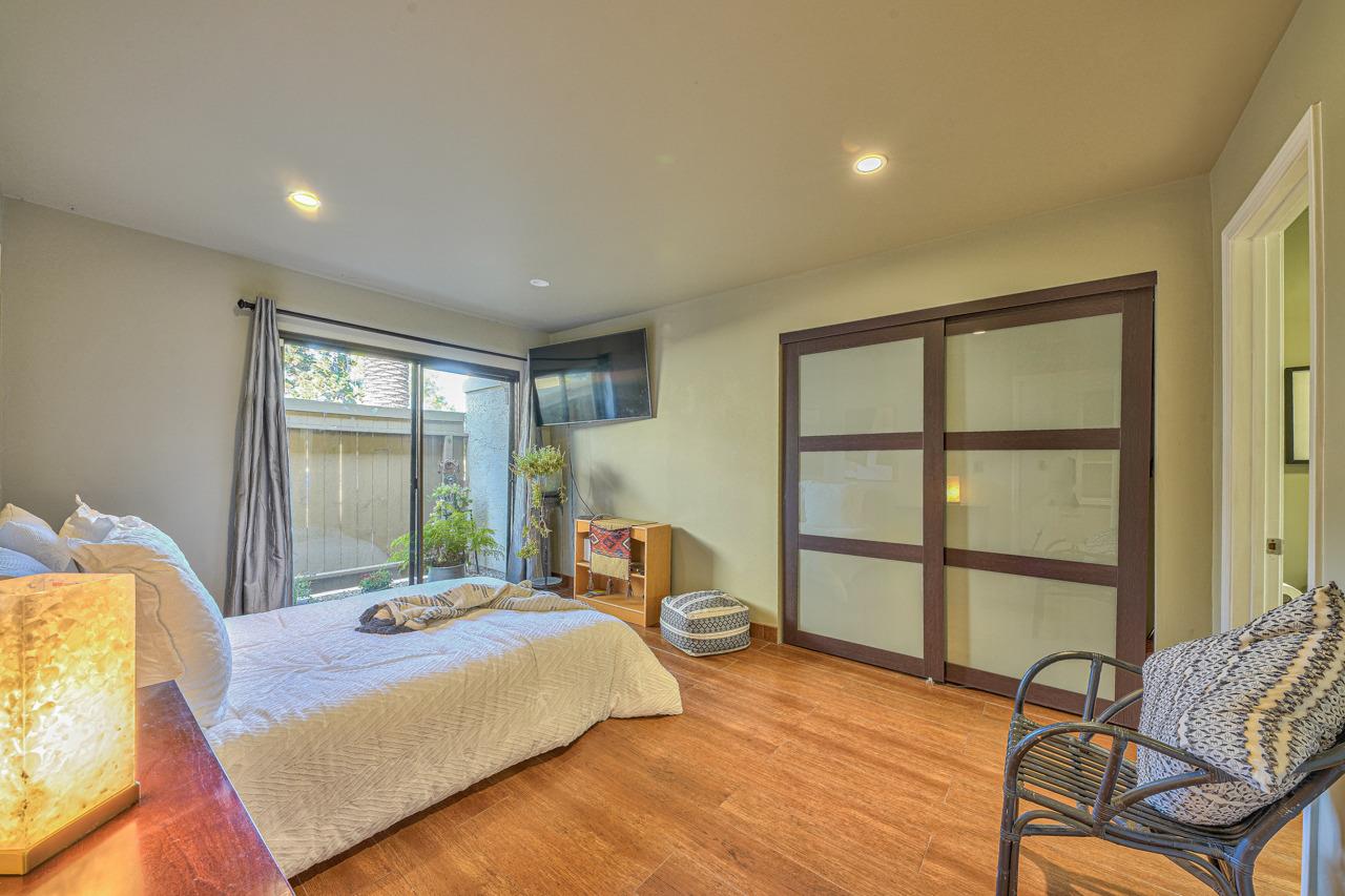 Detail Gallery Image 21 of 43 For 1 Montsalas Dr, Monterey,  CA 93940 - 2 Beds | 2 Baths
