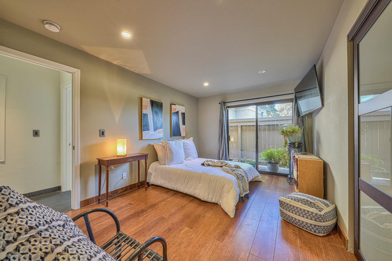 Detail Gallery Image 22 of 43 For 1 Montsalas Dr, Monterey,  CA 93940 - 2 Beds | 2 Baths