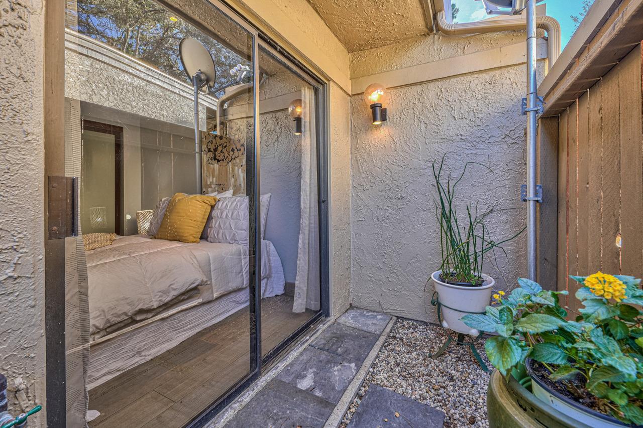 Detail Gallery Image 27 of 43 For 1 Montsalas Dr, Monterey,  CA 93940 - 2 Beds | 2 Baths