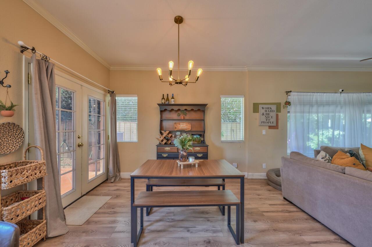 Detail Gallery Image 7 of 28 For 27335 Bavella Way, Salinas,  CA 93908 - 3 Beds | 2/1 Baths