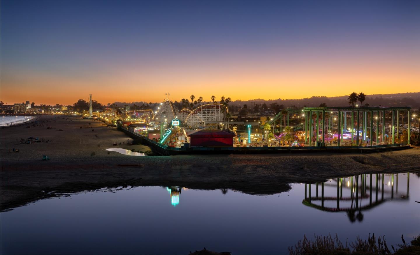 1148 E Cliff Dr, Santa Cruz, CA 95062 6 Beds 4 Baths (Expired) ML81904444 MLSL