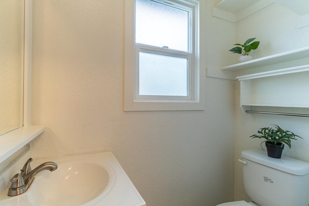 Detail Gallery Image 23 of 28 For 76 Hawkins St, Hollister,  CA 95023 - 3 Beds | 1 Baths