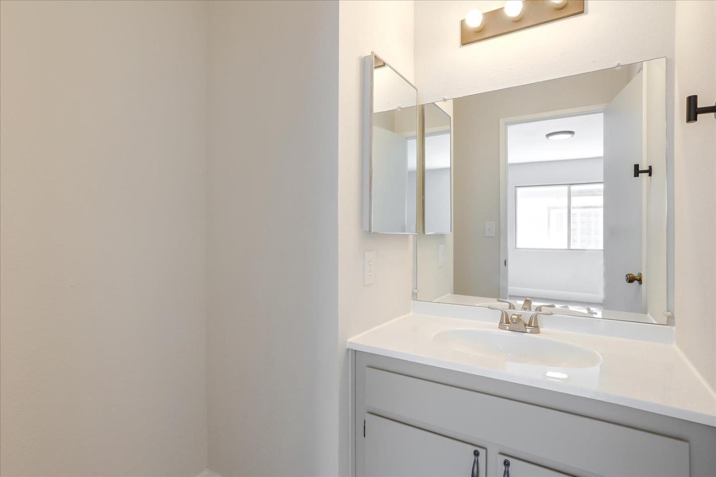 Detail Gallery Image 18 of 26 For 1031 Clyde Ave #803,  Santa Clara,  CA 95054 - 2 Beds | 2/1 Baths