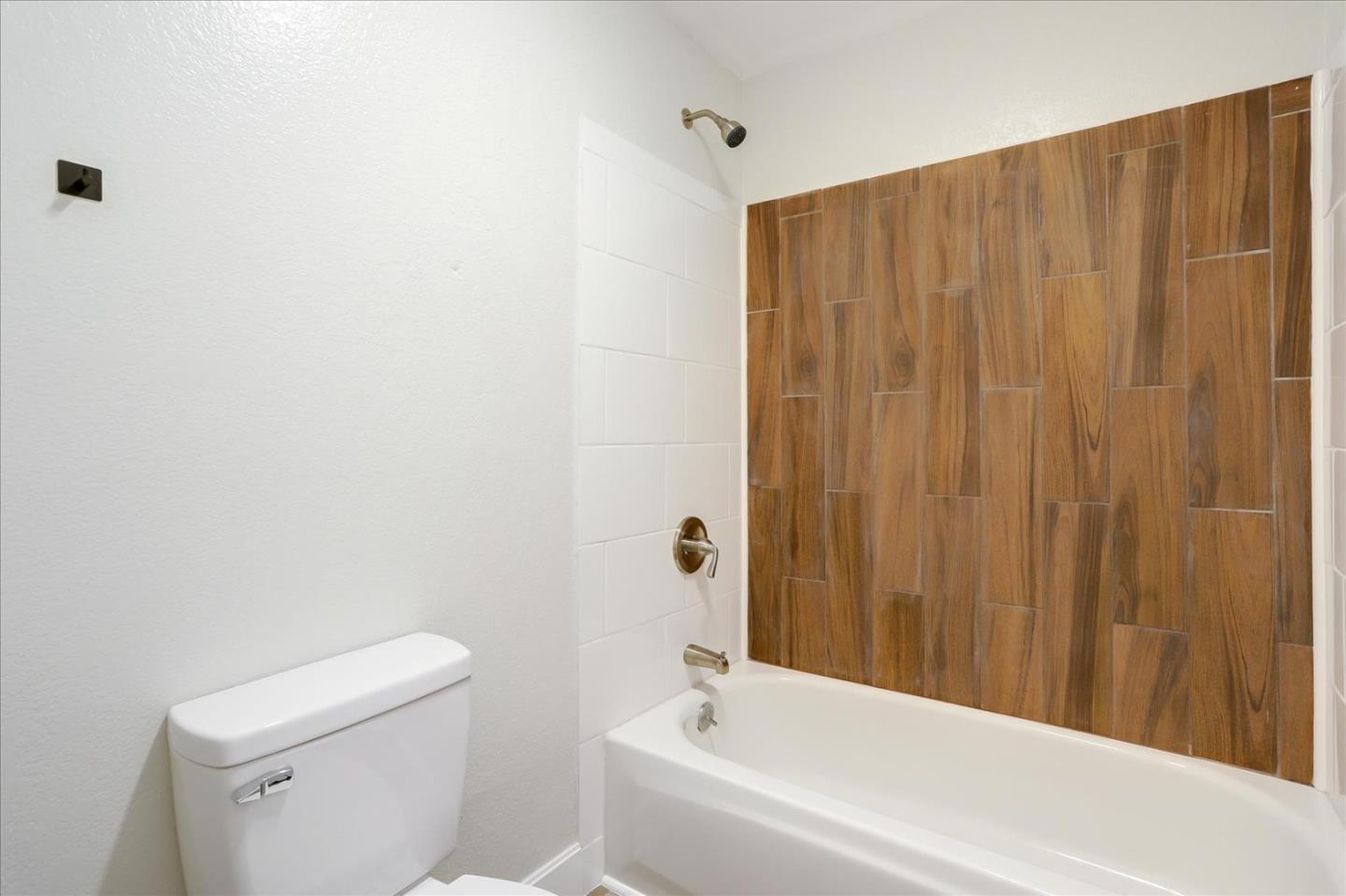 Detail Gallery Image 19 of 26 For 1031 Clyde Ave #803,  Santa Clara,  CA 95054 - 2 Beds | 2/1 Baths
