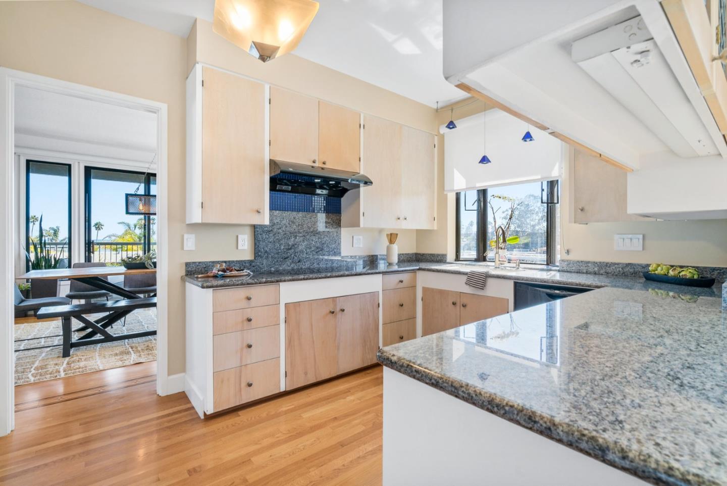 Detail Gallery Image 20 of 44 For 515 2nd St 1a,  Santa Cruz,  CA 95060 - 2 Beds | 2 Baths