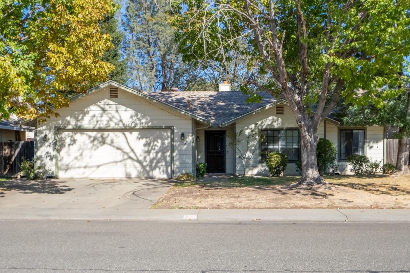 Detail Gallery Image 1 of 1 For 170 Picholine Way, Chico,  CA 95928 - 3 Beds | 2 Baths