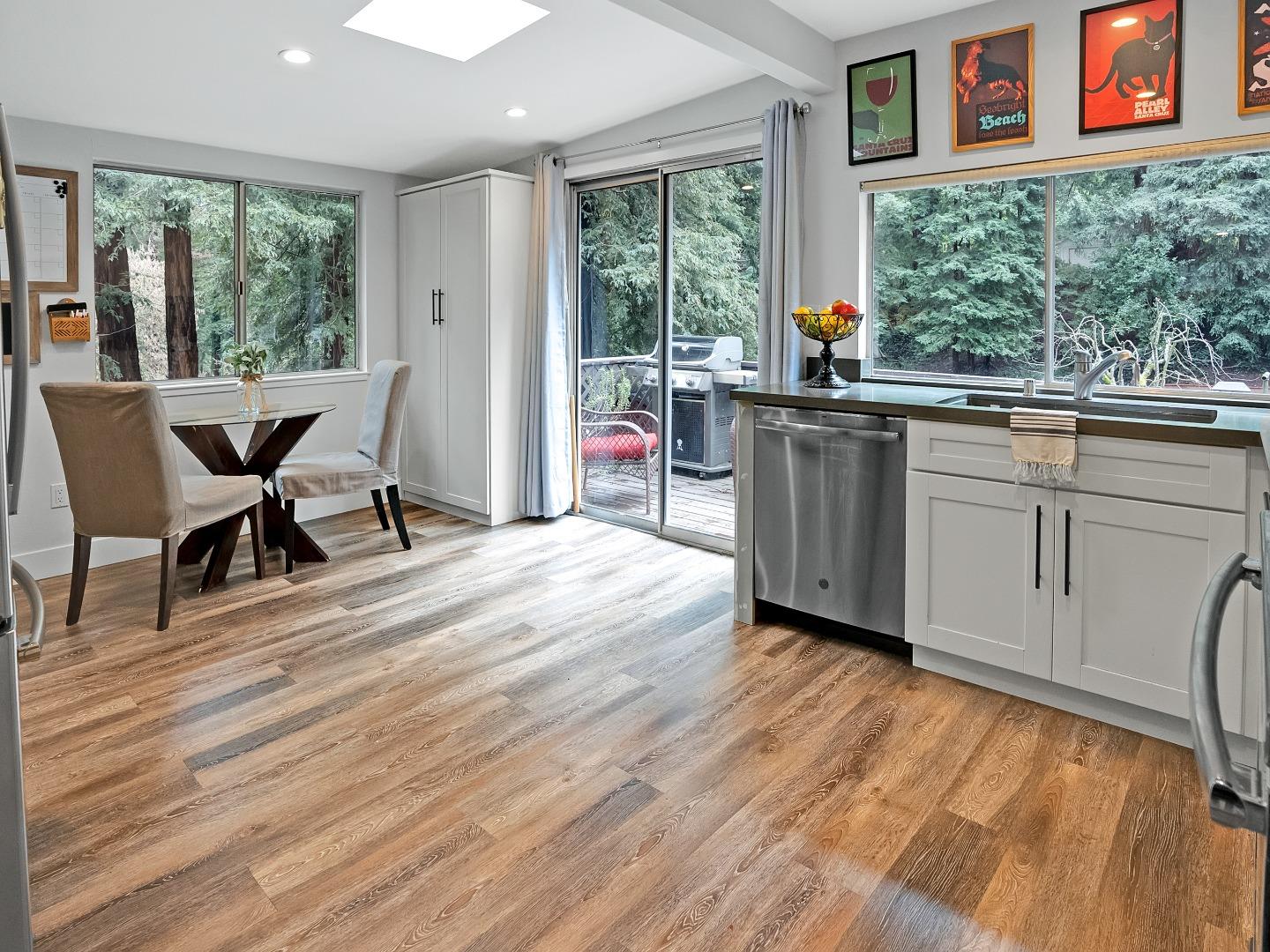 Detail Gallery Image 4 of 28 For 20970 Pawnee Trl, Los Gatos,  CA 95033 - 3 Beds | 2 Baths