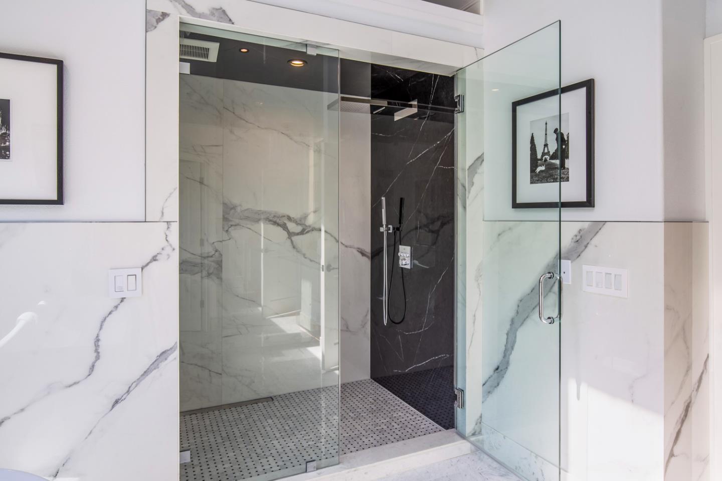 Detail Gallery Image 4 of 37 For 333 Raymundo Dr, Woodside,  CA 94062 - 4 Beds | 5/1 Baths