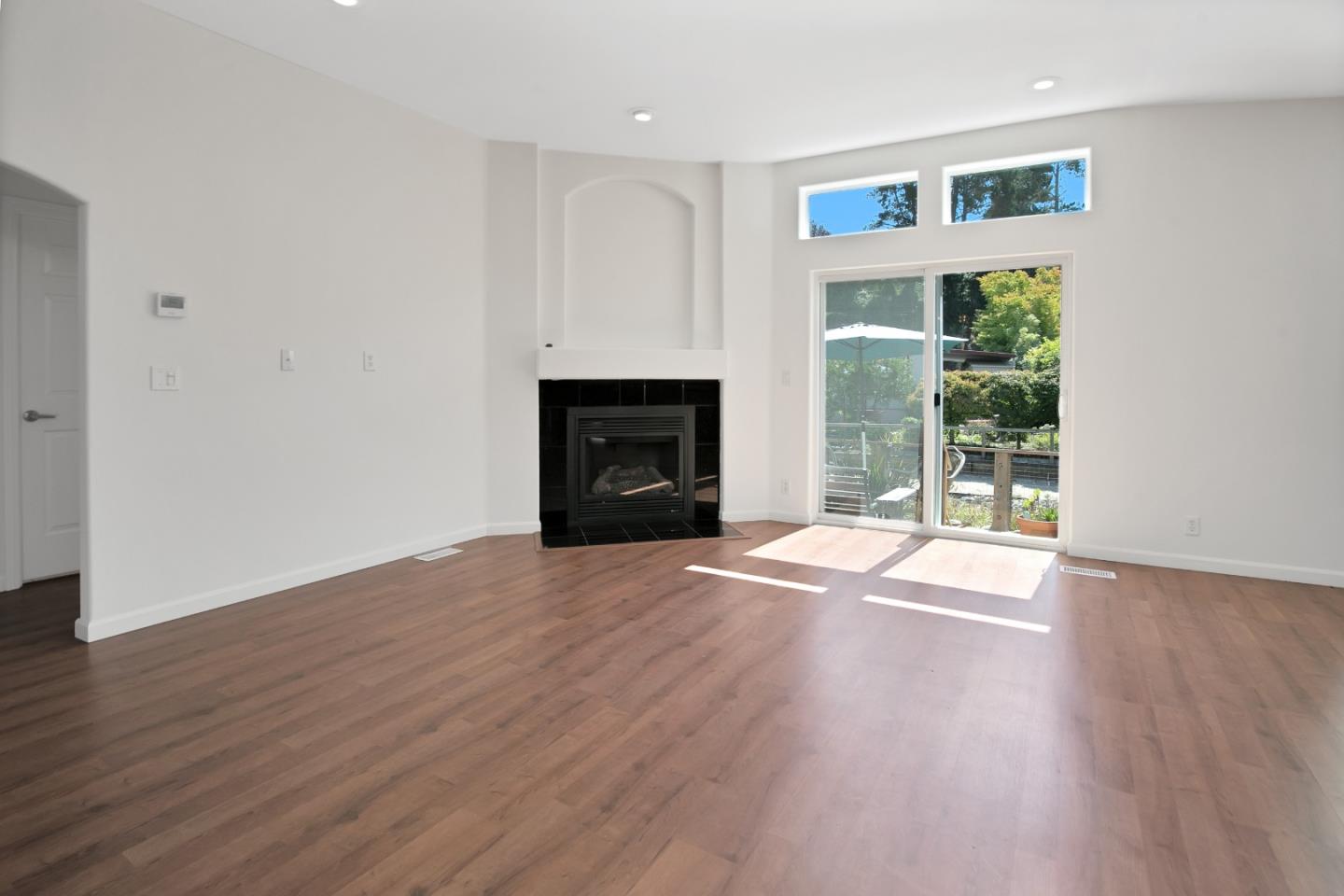 Detail Gallery Image 11 of 39 For 300 Plum St #57,  Capitola,  CA 95010 - 3 Beds | 3 Baths
