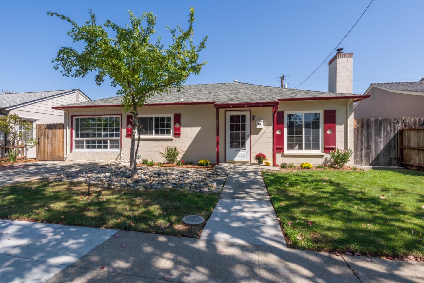 Detail Gallery Image 1 of 1 For 343 Fairfield Dr, San Carlos,  CA 94070 - 3 Beds | 1 Baths