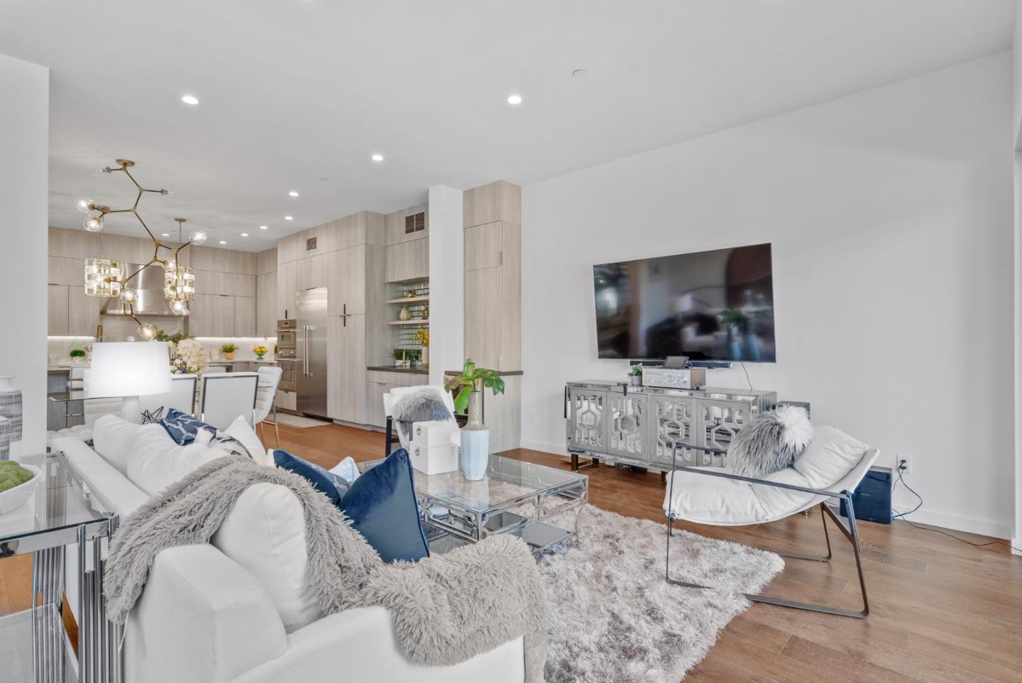 Detail Gallery Image 14 of 43 For 30 Roberts Rd, Los Gatos,  CA 95032 - 4 Beds | 4 Baths
