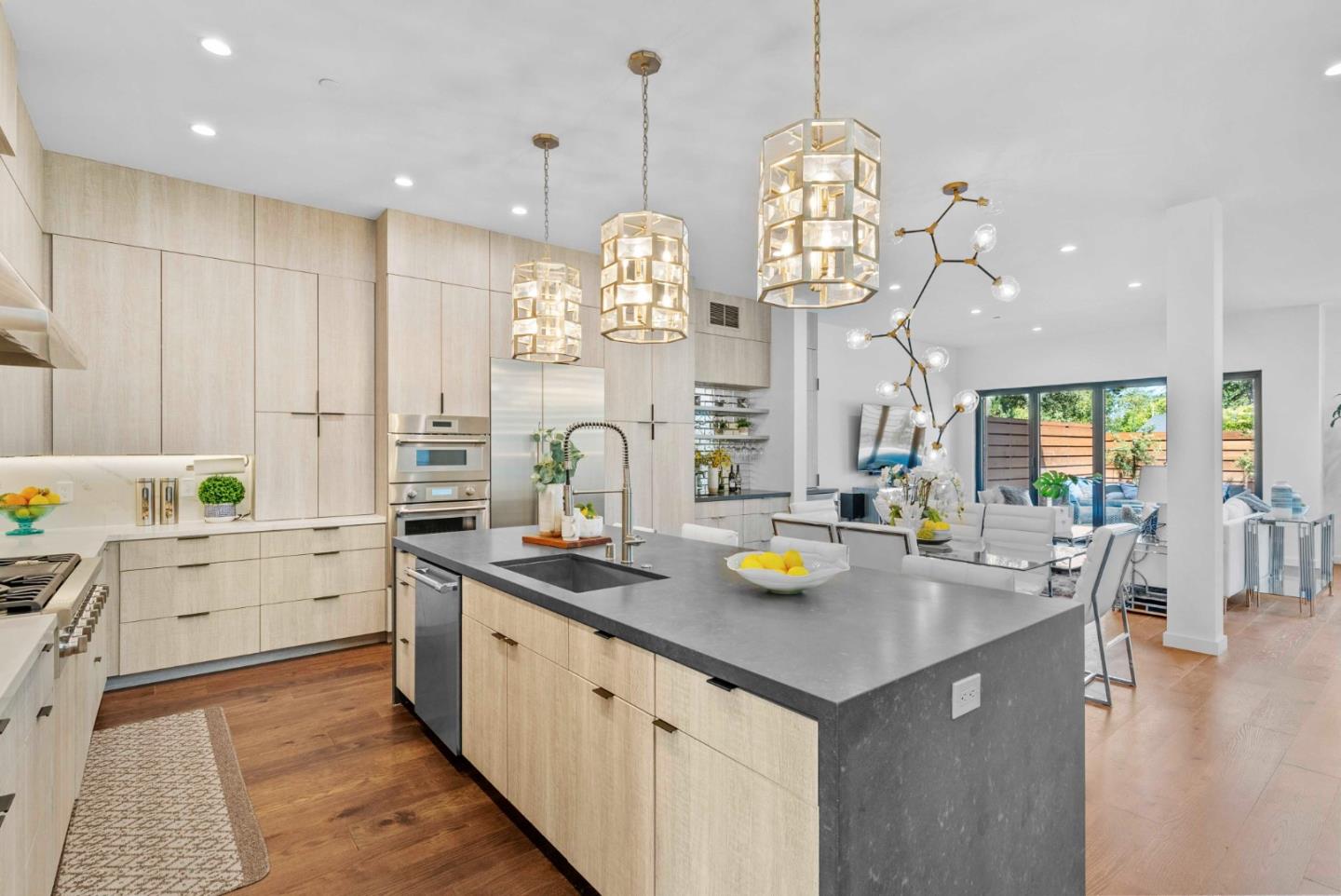 Detail Gallery Image 8 of 43 For 30 Roberts Rd, Los Gatos,  CA 95032 - 4 Beds | 4 Baths