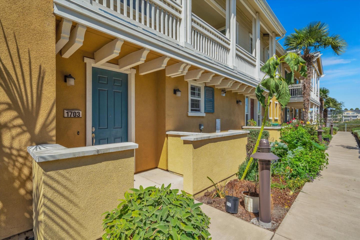 Detail Gallery Image 1 of 1 For 641 Turnbuckle Dr #1703,  Redwood City,  CA 94063 - 2 Beds | 2/1 Baths