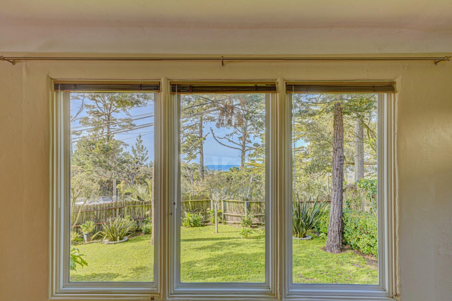 Detail Gallery Image 12 of 56 For 2505 David Ave, Pacific Grove,  CA 93950 - 5 Beds | 3 Baths