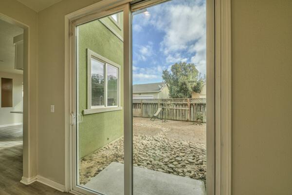 Detail Gallery Image 12 of 30 For 233 Legacy Dr, King City,  CA 93930 - 4 Beds | 2/1 Baths