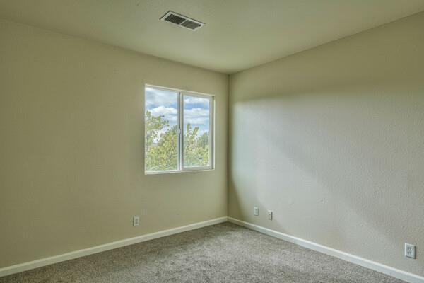 Detail Gallery Image 25 of 30 For 233 Legacy Dr, King City,  CA 93930 - 4 Beds | 2/1 Baths