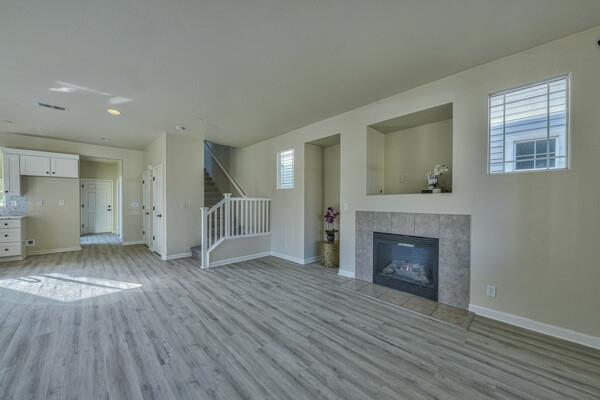 Detail Gallery Image 4 of 30 For 233 Legacy Dr, King City,  CA 93930 - 4 Beds | 2/1 Baths