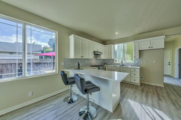 Detail Gallery Image 6 of 30 For 233 Legacy Dr, King City,  CA 93930 - 4 Beds | 3 Baths