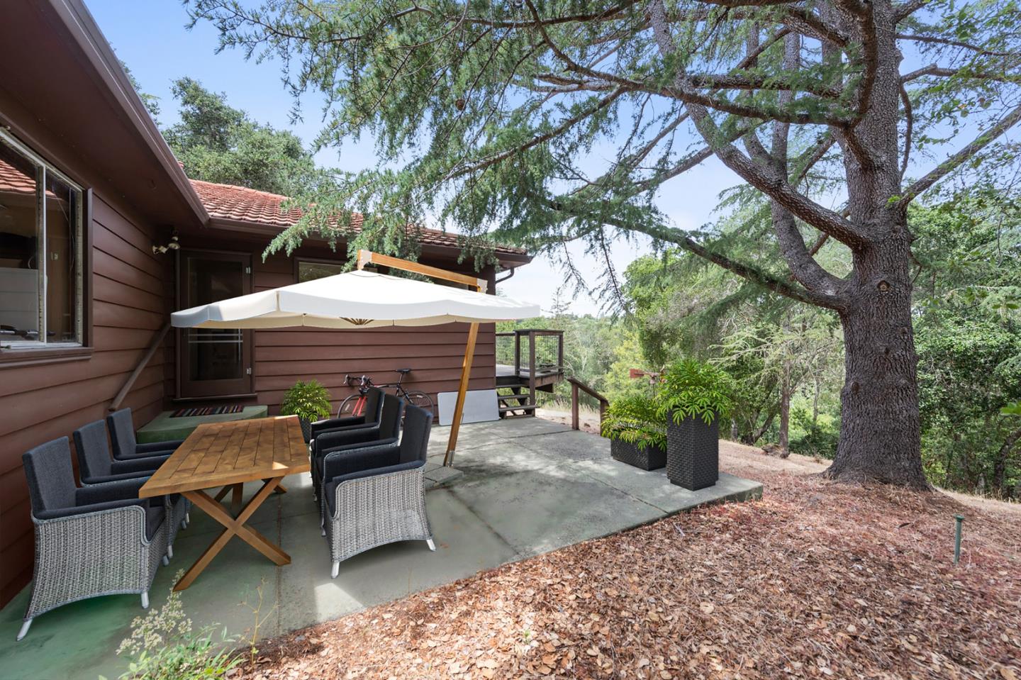 Detail Gallery Image 22 of 29 For 1369 Canada Rd, Woodside,  CA 94062 - 2 Beds | 1 Baths
