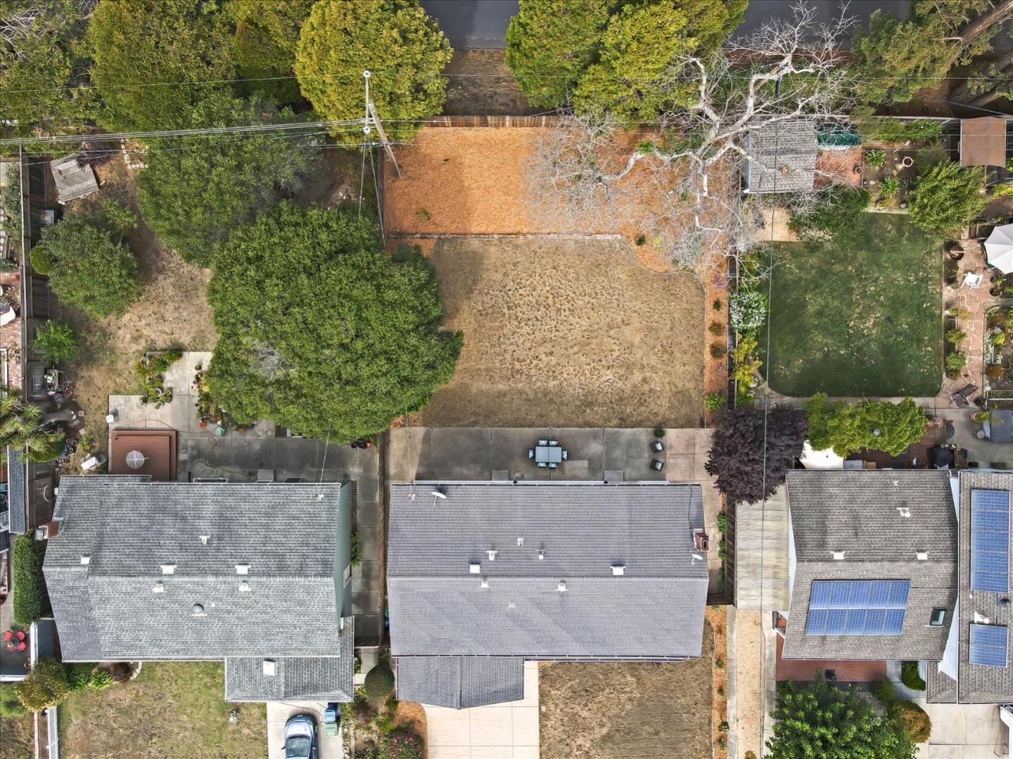 Detail Gallery Image 37 of 40 For 621 Monterey Ave, Capitola,  CA 95010 - 6 Beds | 2/1 Baths
