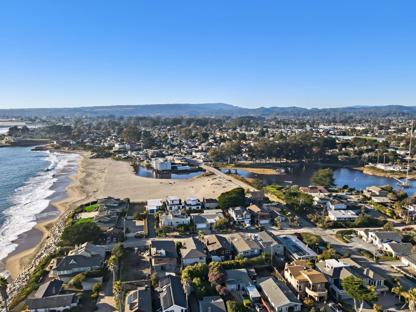 Detail Gallery Image 60 of 61 For 180 26th Ave, Santa Cruz,  CA 95062 - 3 Beds | 2/1 Baths