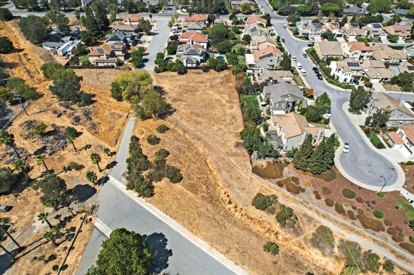 Detail Gallery Image 15 of 39 For 18200 Christeph Dr, Morgan Hill,  CA 95037 - – Beds | – Baths