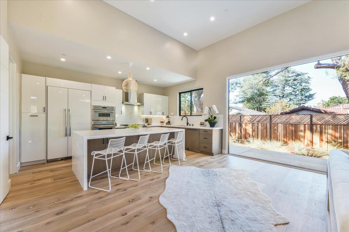 Detail Gallery Image 11 of 71 For 931 Loraine Ave, Los Altos,  CA 94024 - 4 Beds | 3/1 Baths