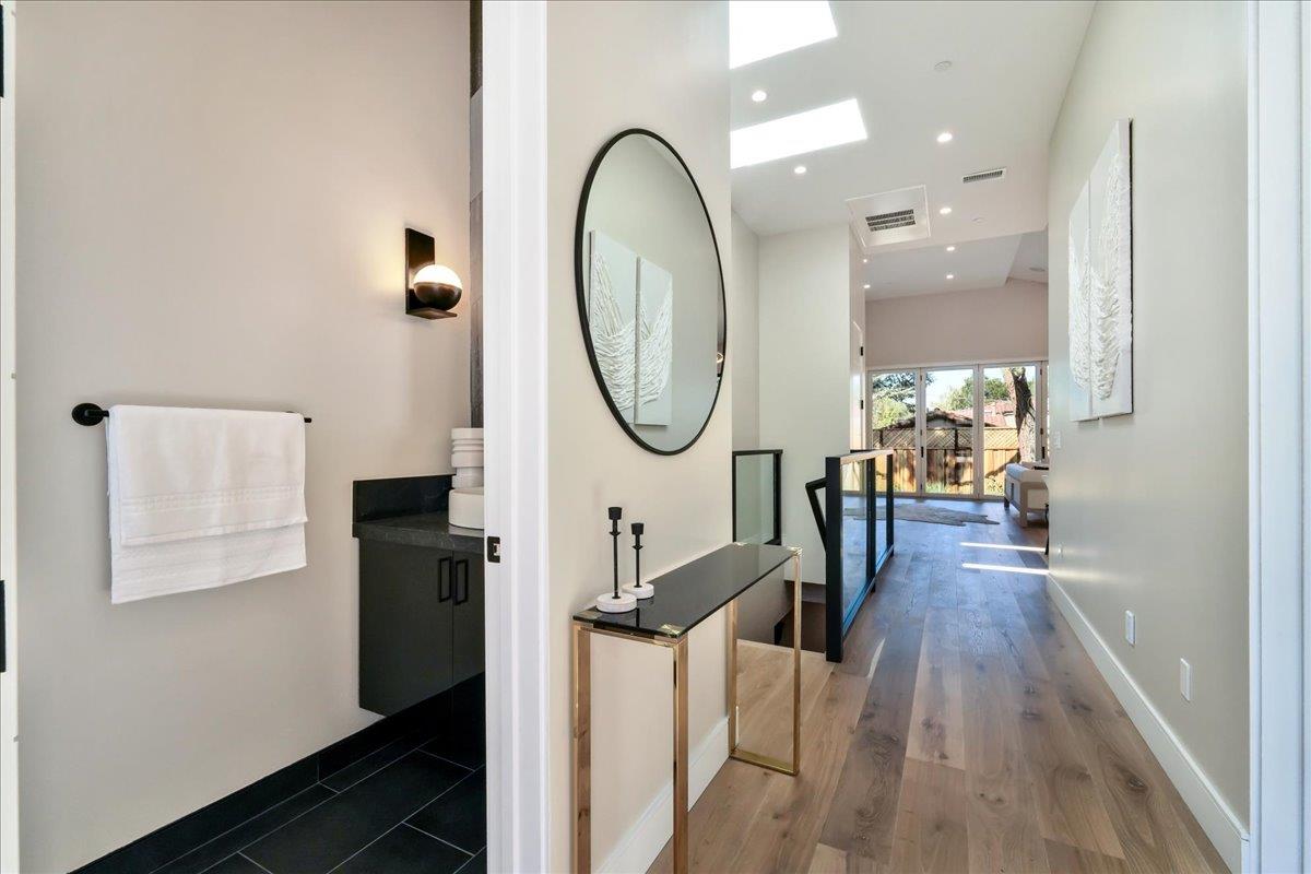 Detail Gallery Image 20 of 71 For 931 Loraine Ave, Los Altos,  CA 94024 - 4 Beds | 3/1 Baths