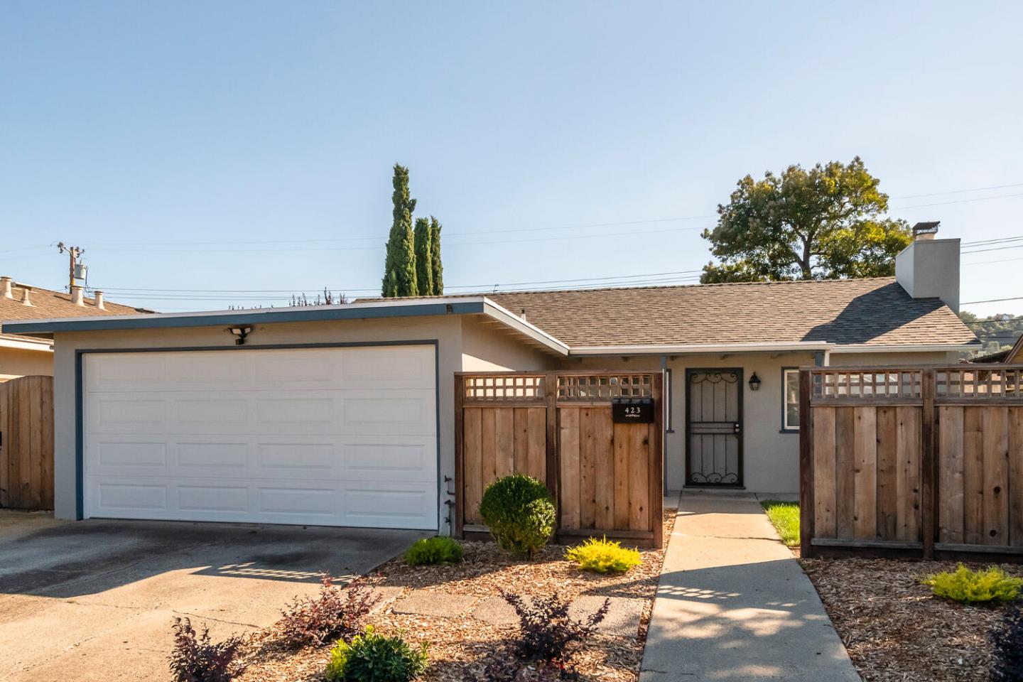 Detail Gallery Image 1 of 1 For 423 Chesterton Ave, Belmont,  CA 94002 - 3 Beds | 1 Baths