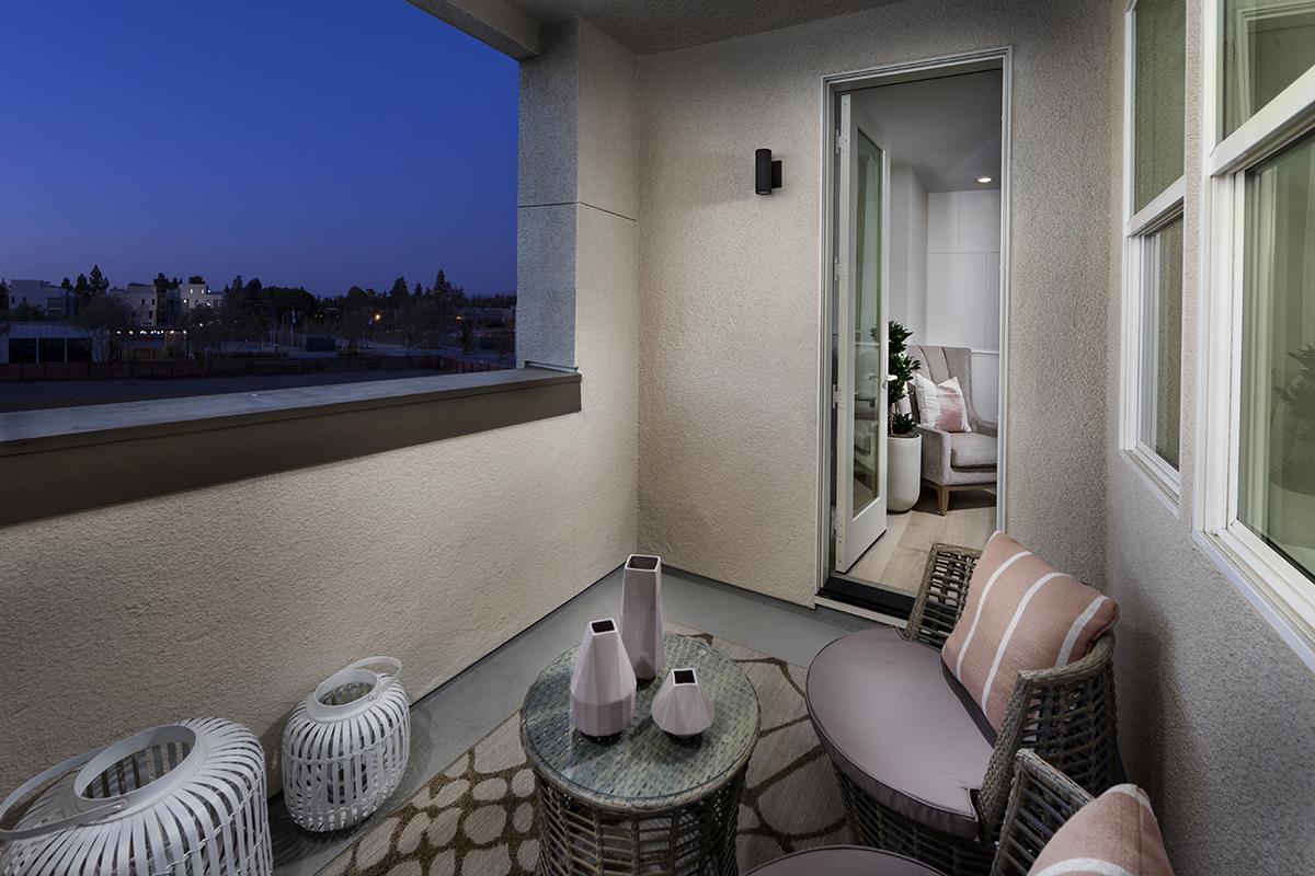 Detail Gallery Image 5 of 5 For 2964 Lamory Place #323,  Santa Clara,  CA 95051 - 2 Beds | 2/1 Baths