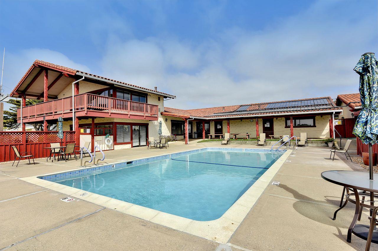 Detail Gallery Image 18 of 26 For 47 Seabreeze Dr #47,  Half Moon Bay,  CA 94019 - 2 Beds | 2 Baths