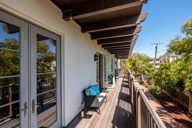 Detail Gallery Image 20 of 27 For 137 W 3rd Ave, San Mateo,  CA 94402 - 2 Beds | 2 Baths