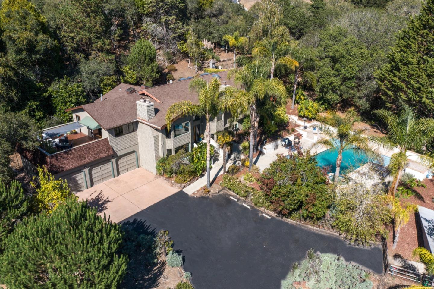 Detail Gallery Image 6 of 59 For 560 Hidden Valley Rd, Soquel,  CA 95073 - 5 Beds | 4 Baths