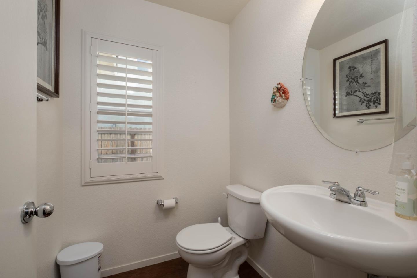 Detail Gallery Image 7 of 28 For 3347 Montego Ave, Stockton,  CA 95205 - 3 Beds | 2/1 Baths