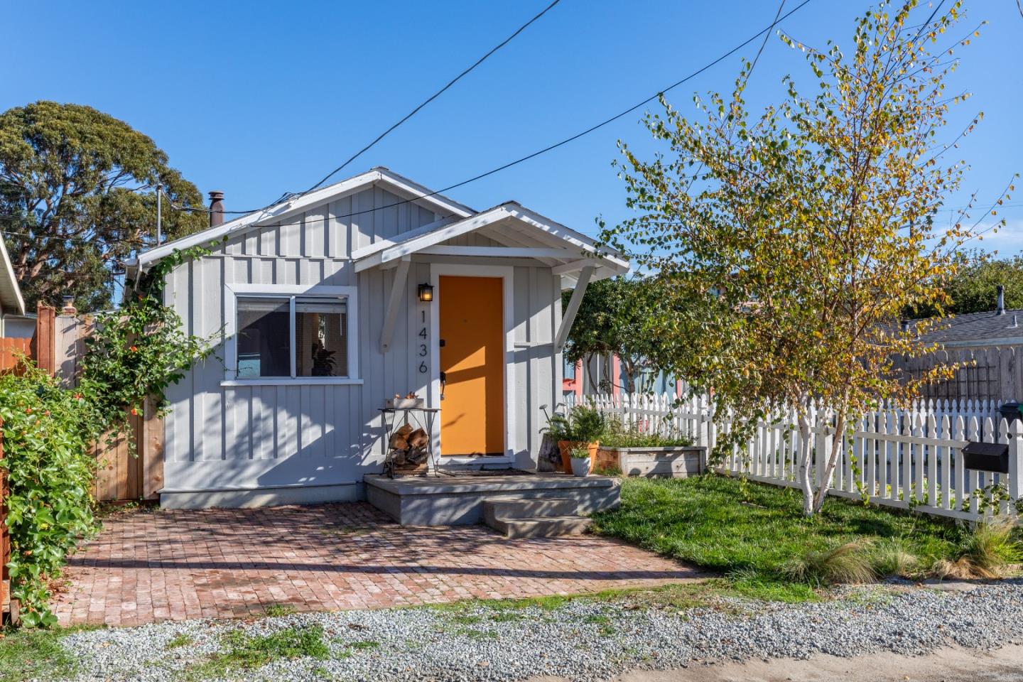 1436 Luxton St, Seaside, CA 93955 photo 2