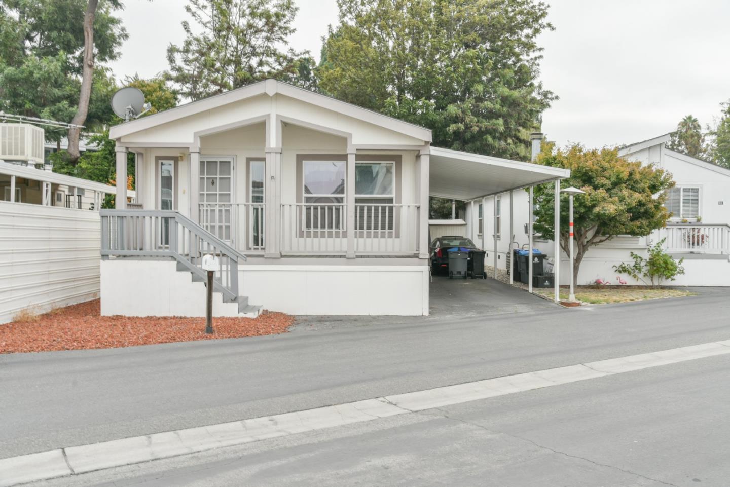 Detail Gallery Image 1 of 1 For 501 Moorpark Way #60,  Mountain View,  CA 94041 - 3 Beds | 2 Baths