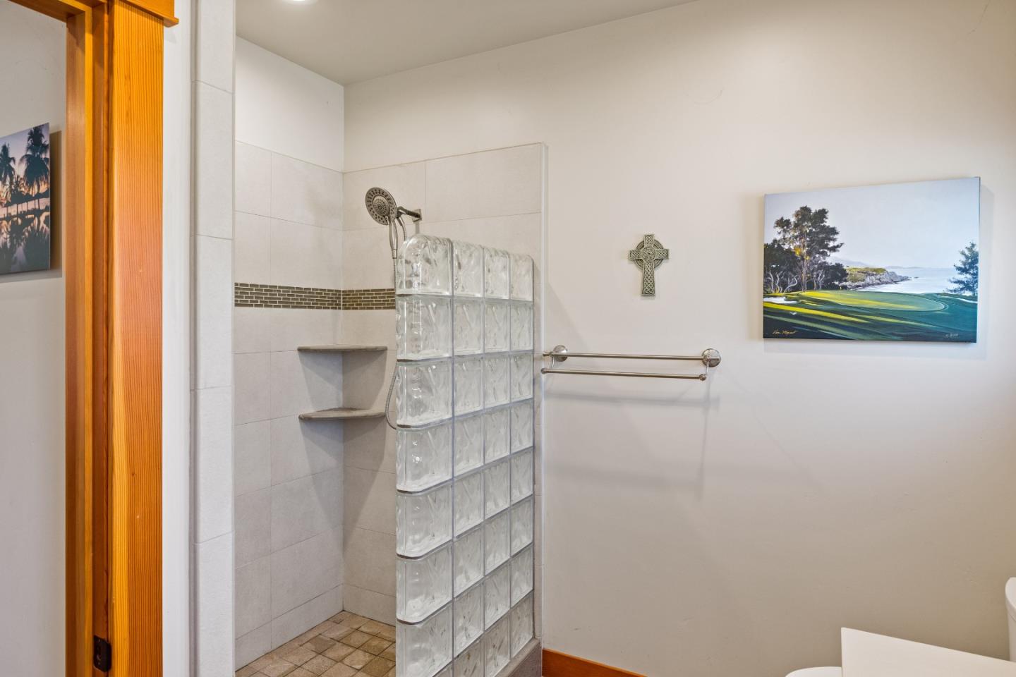 Detail Gallery Image 13 of 30 For 1151 Spring Hills Dr, Watsonville,  CA 95076 - 2 Beds | 2 Baths