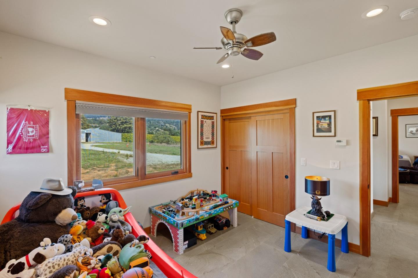 Detail Gallery Image 15 of 30 For 1151 Spring Hills Dr, Watsonville,  CA 95076 - 2 Beds | 2 Baths