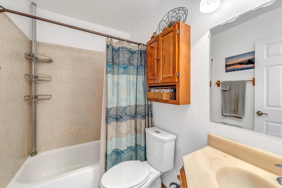 Detail Gallery Image 24 of 48 For 7581 Chester Dr, Salinas,  CA 93907 - 3 Beds | 2 Baths