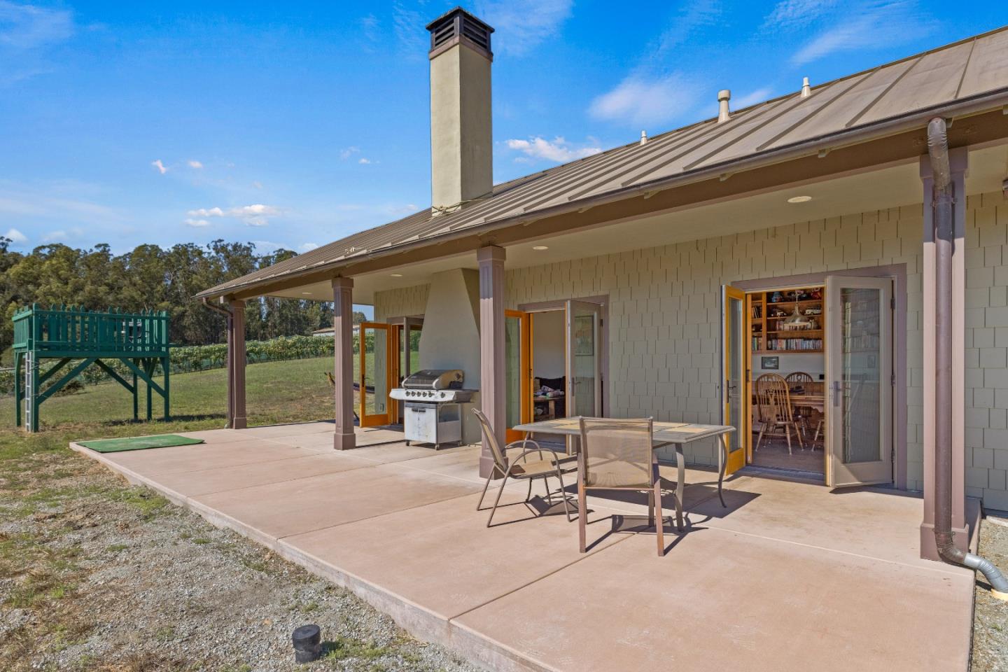 Detail Gallery Image 18 of 30 For 1151 Spring Hills Dr, Watsonville,  CA 95076 - – Beds | – Baths