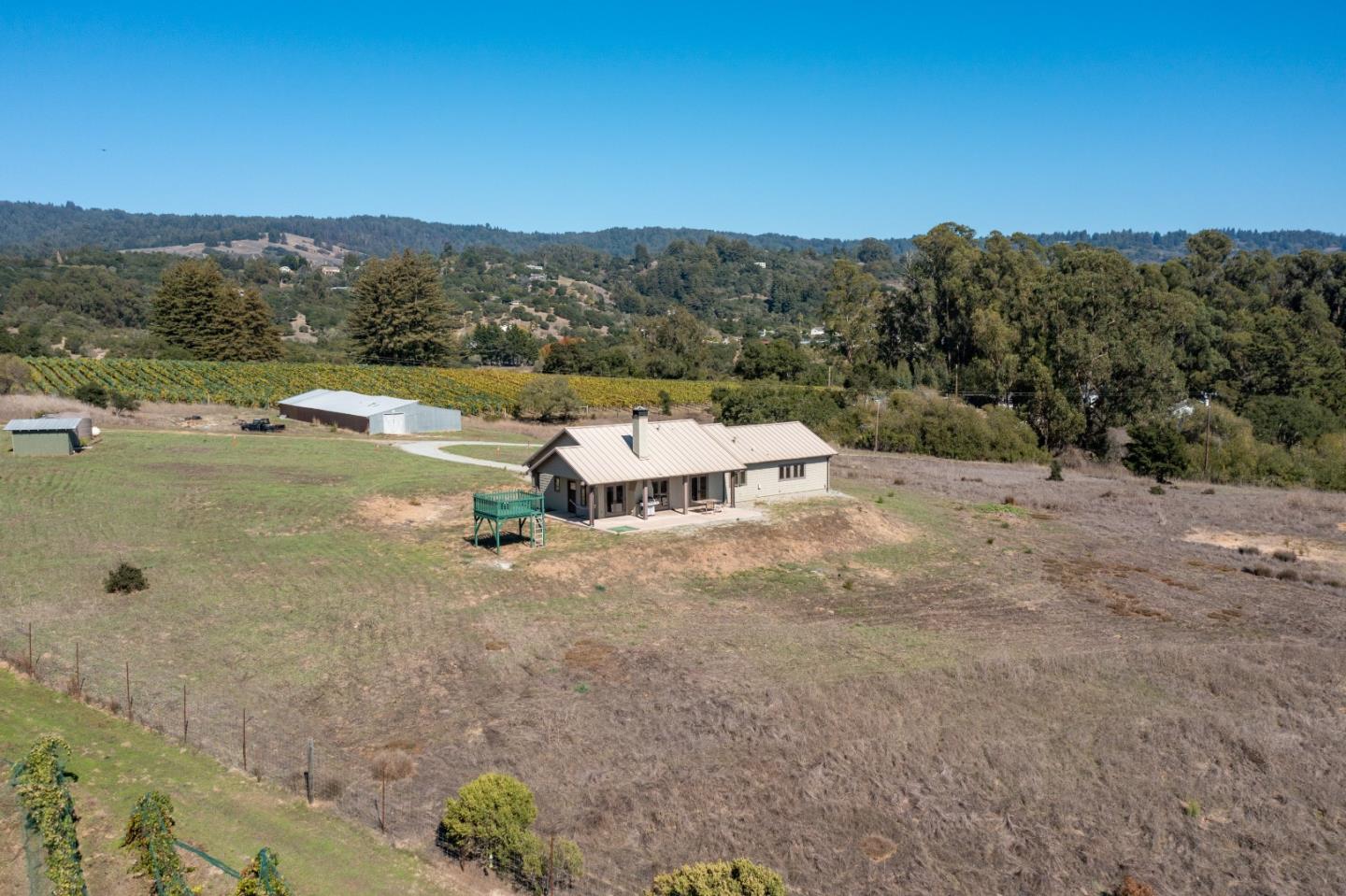 Detail Gallery Image 20 of 30 For 1151 Spring Hills Dr, Watsonville,  CA 95076 - – Beds | – Baths