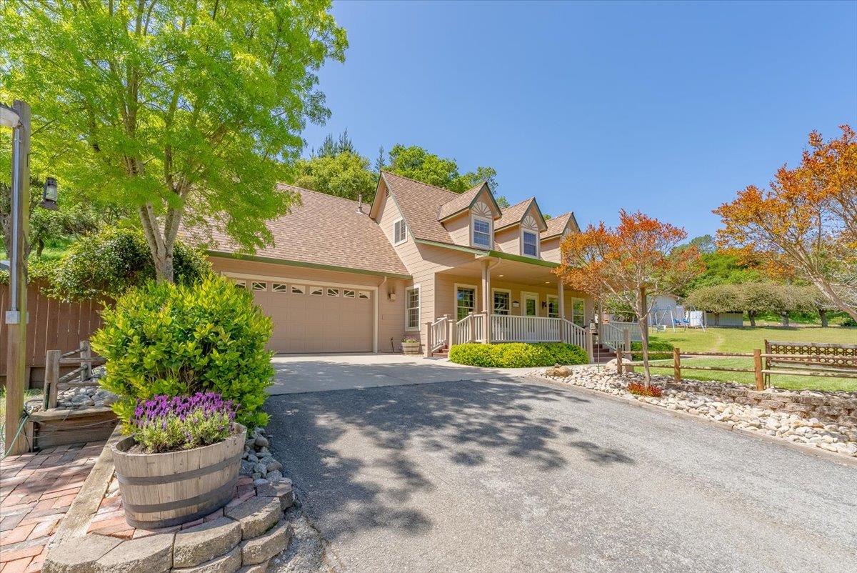 8935 Coker Rd, Salinas, CA 93907 7 Beds 6 Baths (Contingent