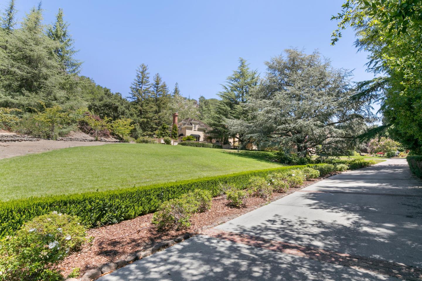 Detail Gallery Image 1 of 22 For 239 Forrester Rd, Los Gatos,  CA 95032 - 7 Beds | 6/1 Baths