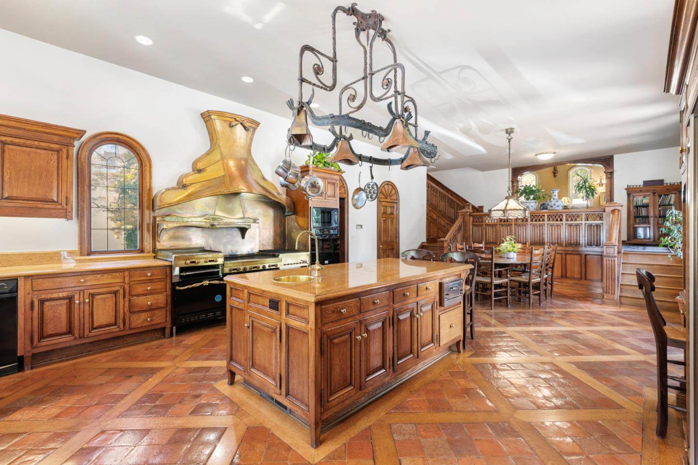Detail Gallery Image 14 of 22 For 239 Forrester Rd, Los Gatos,  CA 95032 - 7 Beds | 6/1 Baths