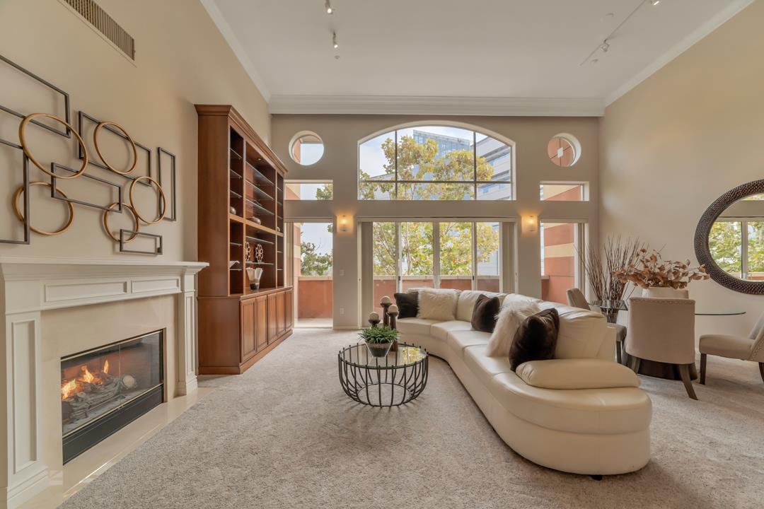 Detail Gallery Image 1 of 1 For 130 E San Fernando St Ph18,  San Jose,  CA 95112 - 2 Beds | 2 Baths