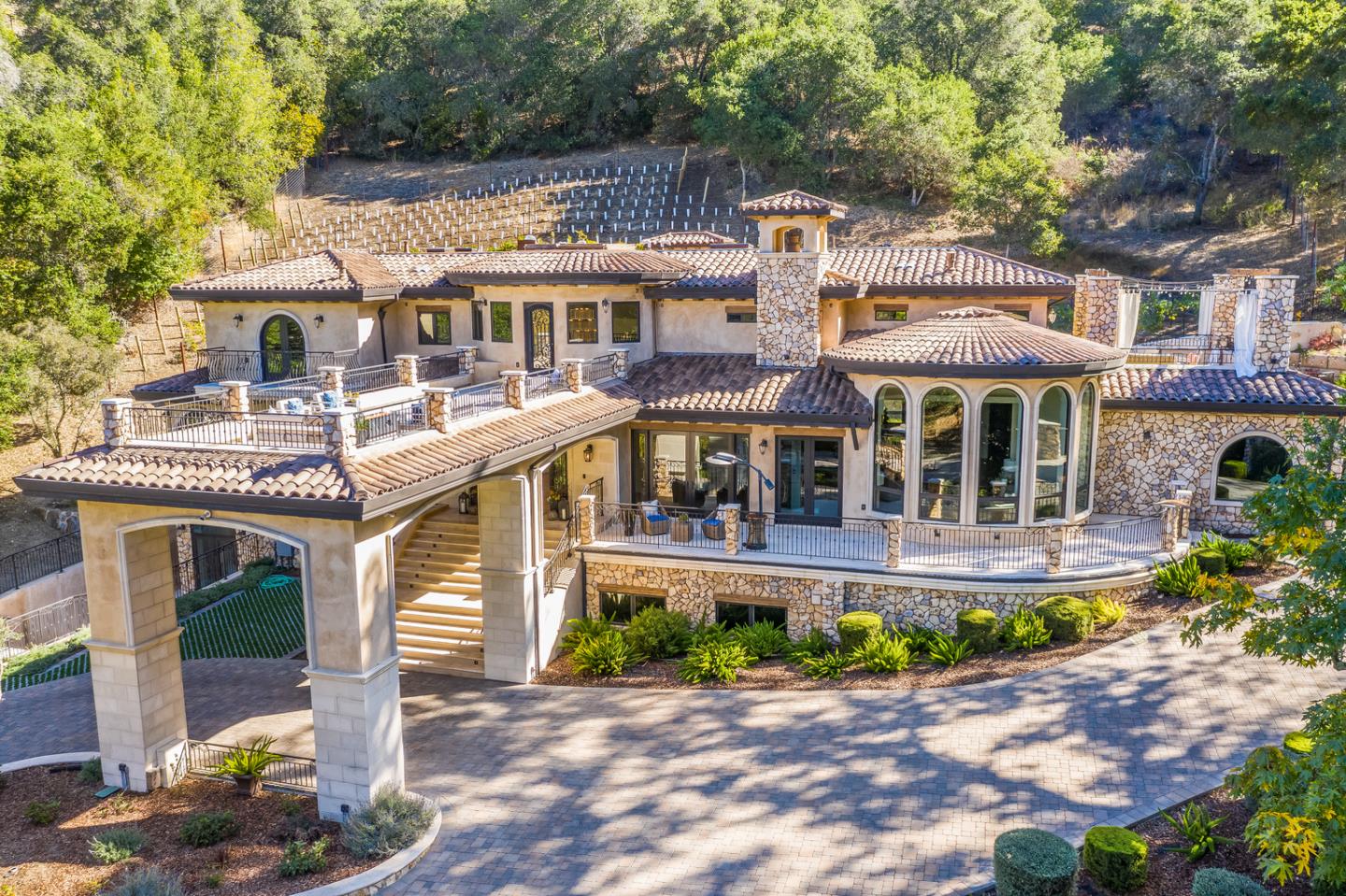 13740 Pierce Rd, Saratoga, CA 95070 8 Beds 9/2 Baths (Canceled