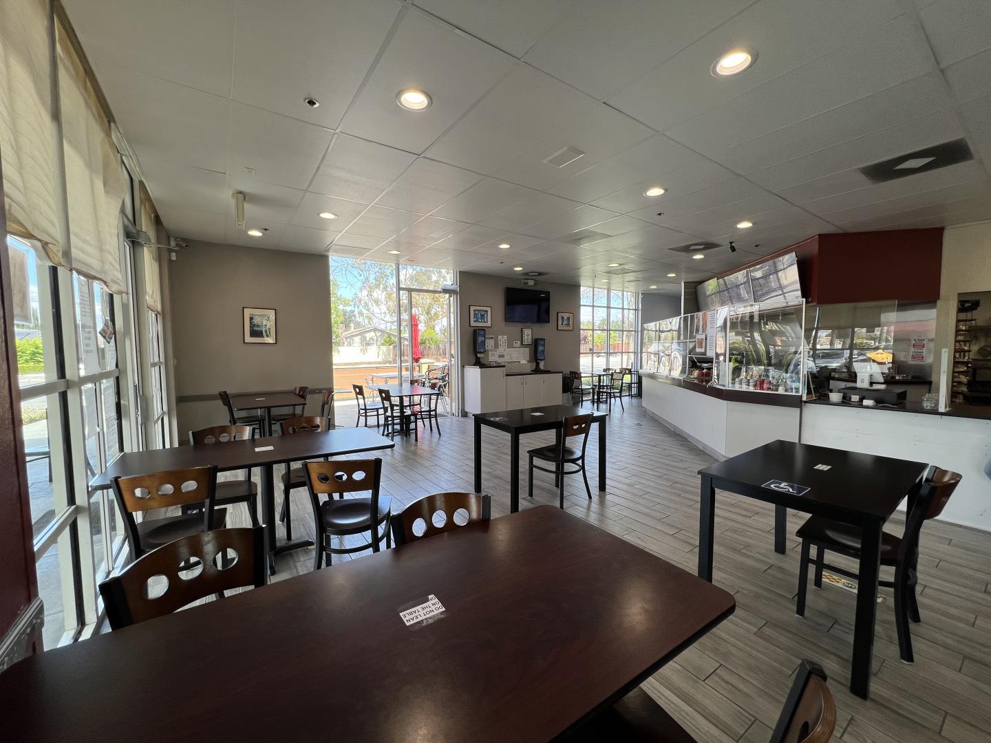 630 Blossom Hill Rd, San Jose, CA 95123 Beds Baths (PendingDoNotShow) ML81910217 MLSL