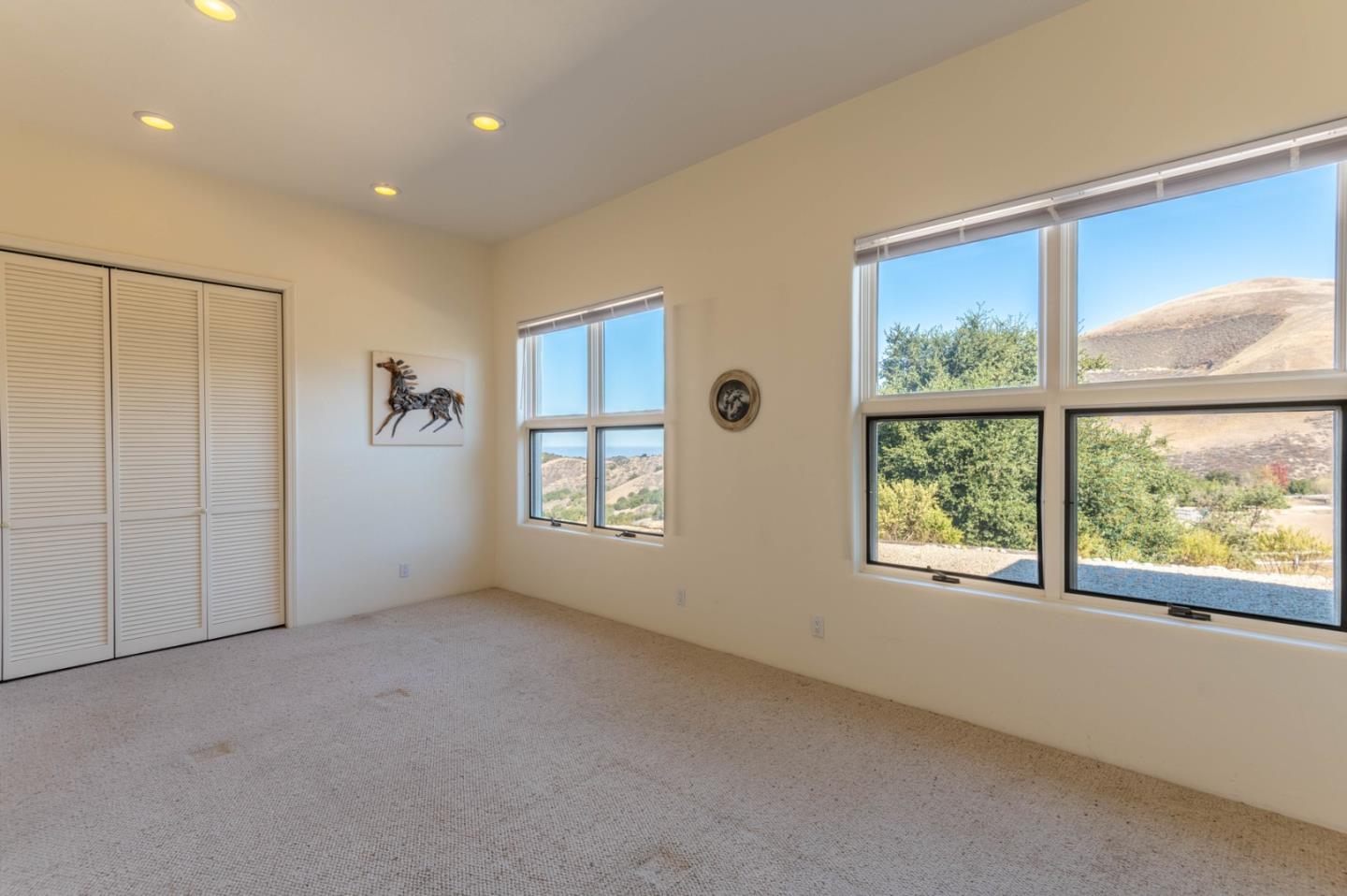 Detail Gallery Image 32 of 41 For 26401 Lucie Ln, Salinas,  CA 93908 - 3 Beds | 3/1 Baths
